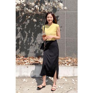 Sleek H-line Maxi Skirt