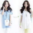 V-neck Colored T-shirt