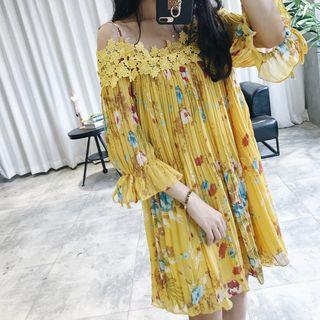 Floral Print Crochet Trim Off Shoulder 3/4 Sleeve Chiffon Dress