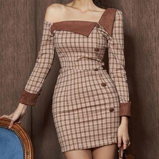Off-shoulder Long-sleeve Mini Plaid Sheath Dress