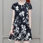 Set: Floral Short-sleeve T-shirt + Shorts