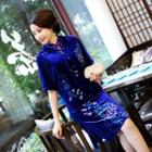 Set: Floral Patterned Elbow Sleeve Velvet Qipao + Cape