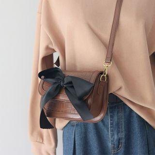 Faux Leather Bow Croc Grain Crossbody Bag