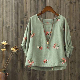 Flower Embroidered Elbow-sleeve T-shirt