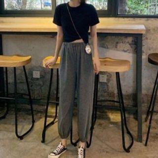 Set: Cropped Short-sleeve T-shirt + Harem Pants