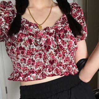 Short-sleeve Floral Print Blouse / Wide Leg Shorts