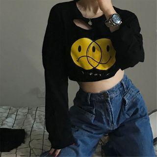 Long-sleeve Smiley Face Cropped T-shirt
