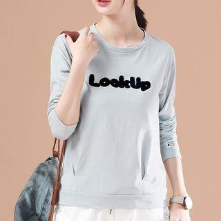 Lettering Applique Striped Long-sleeve T-shirt