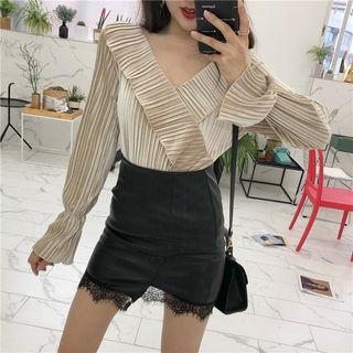 Plain Velvet V-neck Slim-fit Bell-sleeve Blouse