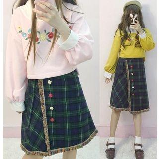 Embroidered Sweatshirt / Plaid A-line Skirt