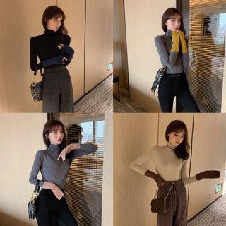 Color Block Turtleneck Long-sleeve T-shirt