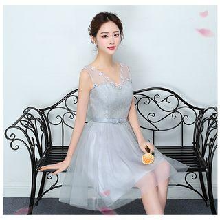 Bow Accent Lace Trim Sleeveless / Strapless / Short Sleeve Bridesmaid Dress
