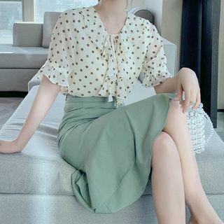 Set: Short-sleeve Dotted Blouse + Midi Skirt