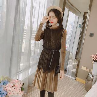 Long-sleeve Lace Panel Velvet Pleated Dress