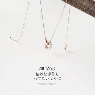 Rhinestone Interlocking Hoop Pendant Necklace 01 - Gold - One Size