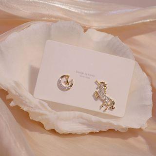 Unicorn Moon & Star Rhinestone Asymmetrical Earring 1 Pair - Gold & White - One Size