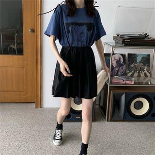 Printed Short-sleeve T-shirt / Mini Suspender Skirt