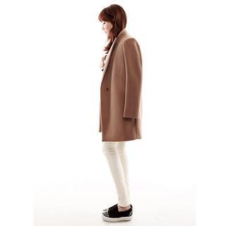 Hidden-button Coat