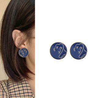 Glaze Embossed Face Disc Earring