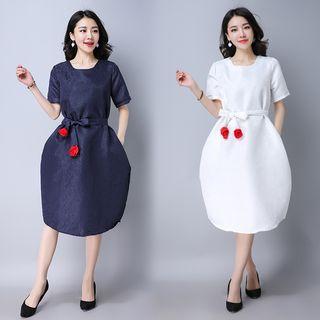 Flower Applique Tie Waist Short Sleeve Midi Dress