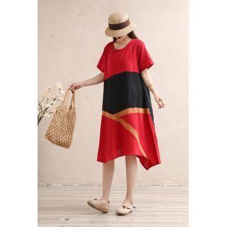 Short-sleeve Paneled Midi A-line Dress Red & Black - One Size