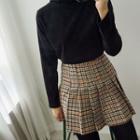 Houndstooth Mini Pleat Skirt