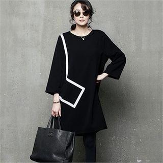 Geometric Print Shift Dress