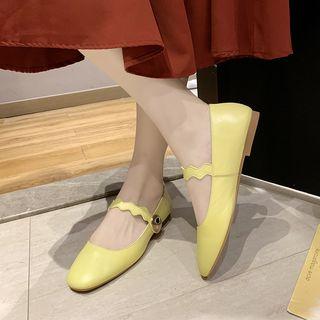 Square-toe Wavy Strap Mary Jane Flats