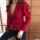 Plain V-neck Long-sleeve Cropped Top