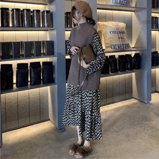 Mock Turtleneck Knit Vest / Long-sleeve Midi Printed Dress