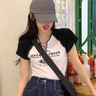 Short Sleeve V-neck Print Crop T-shirt