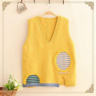 Patched V-neck Knit Vest