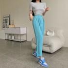 Short-sleeve T-shirt / High-waist Wide-leg Pants