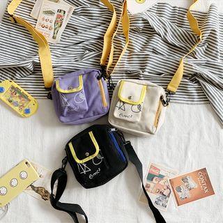 Printed Pocket Detail Crossbody Bag