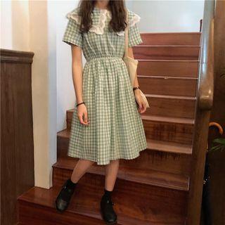 Peter Pan Collar Checked Dress