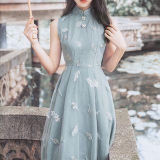Stand Collar Sequined Leaves Sleeveless Maxi Dress