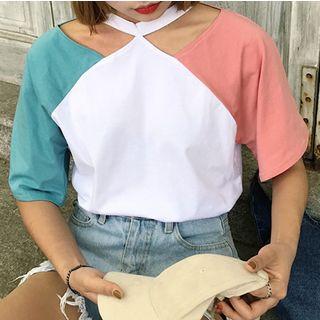 Short-sleeve Cut Out Color Block T-shirt