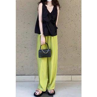 Sleeveless Top / High Waist Wide Leg Pants / Set