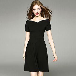 Off-shoulder Short-sleeve A-line Plain Sheath Dress