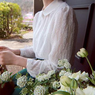 Collar-detail Fringed Top