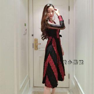 V-neck Crochet-trim Lace-panel Midi Dress