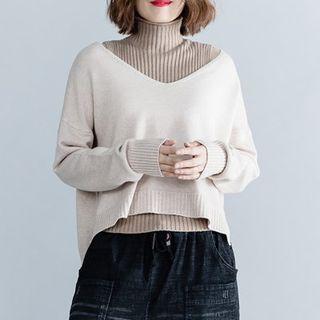 Set: Sleeveless Mock Neck Knit Top + V-neck Sweater