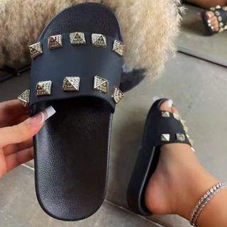 Plain Studded Slippers
