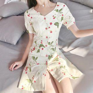 Short Sleeve Buttoned Strawberry Print Dress