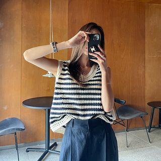Punched Striped Knit Vest
