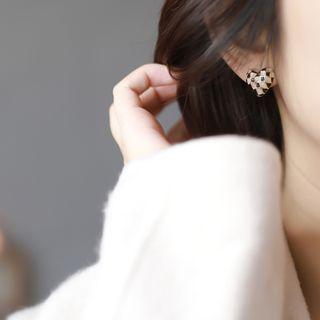 Heart Checker Alloy Cuff Earring 1 Pair - Black & Beige - One Size