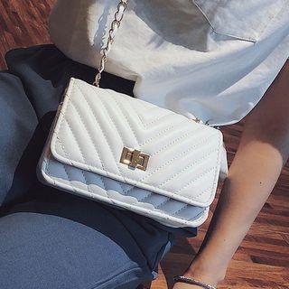 Chain Strap Chevron Crossbody Bag