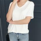 V-neck Short-sleeves T-shirt