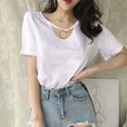 Key-hole Front V-neck Tee