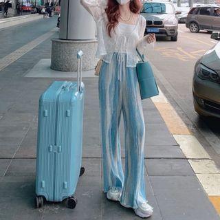 Print Straight-leg Pants / Lace Light Jacket